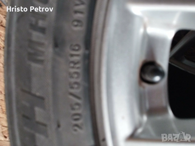 Летни гуми с джанти Мерцедес В класа,втора употреба, снимка 5 - Гуми и джанти - 52530195