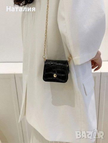 Мини чанта, снимка 4 - Чанти - 43733117