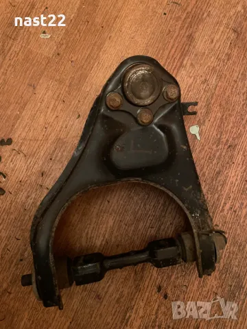 Ляв горен носач за Грейт Уол Ховър 5/Great Wall Hover 5