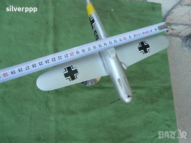  Макет на Messerschmitt Bf 109 - WW 2 , снимка 5 - Антикварни и старинни предмети - 52316679