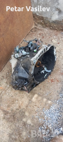 Скоростна кутия за Тойота Авенсис 6 степенна.от 2005 до 2009 година 