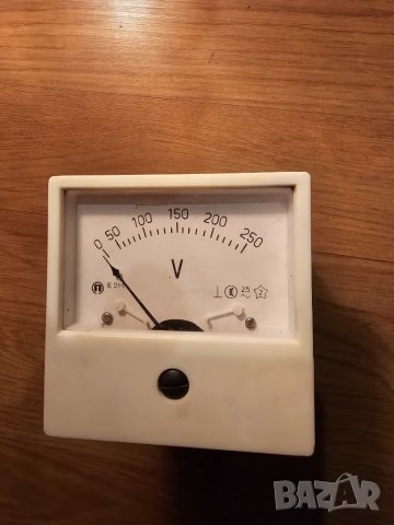 Български волтметър до 250  волта променливо - за директно свързване - Следете напрежението във ваше