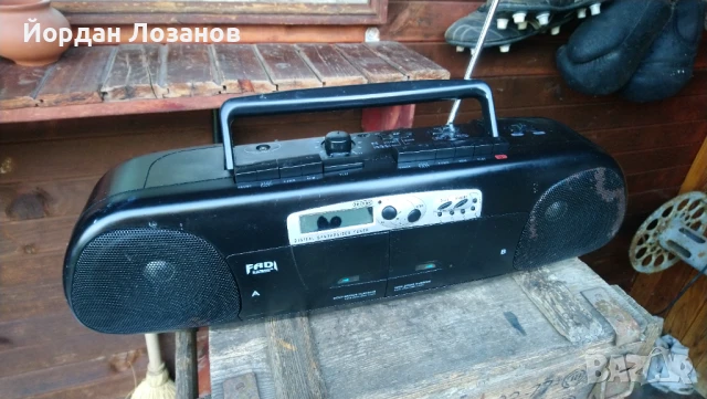 Радиокасетофон