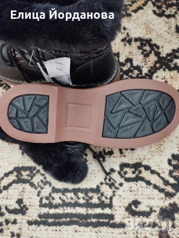 чисто нови боти тип апрески, снимка 7 - Дамски апрески - 52339595
