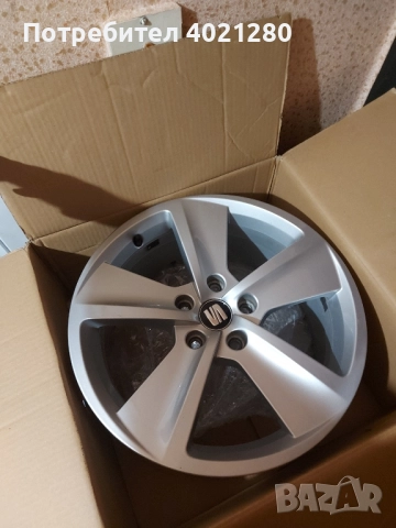 Капачки за джанти Seat Leon , снимка 4 - Аксесоари и консумативи - 52298339