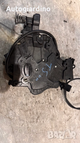 Брава за врата на VW Transporter - 7H0843654CC, снимка 2 - Части - 53066308