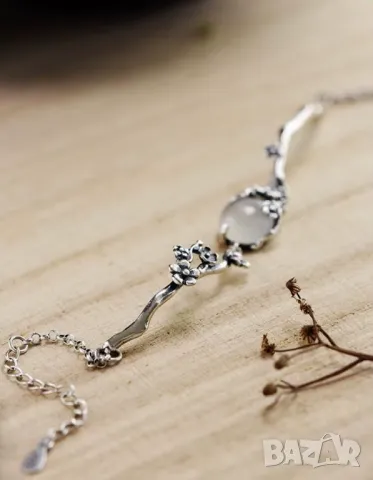 Сребърна гривна с опал лунен камък, снимка 2 - Гривни - 48705348