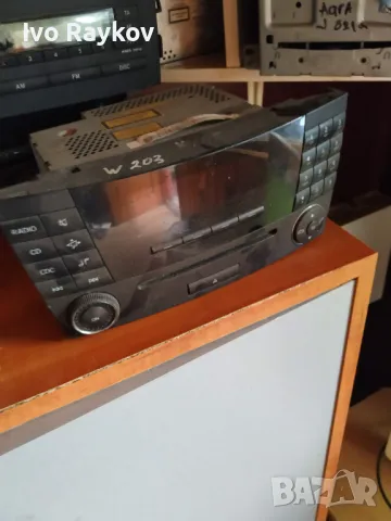 Мултимедия за Mercedes-Benz E-Class Estate (S211) ,W211  , A 211 820 98 89