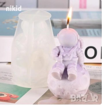 3d Космонавт Астронавт на кълбо силиконов молд форма фондан гипс смола шоколад свещ декор, снимка 4 - Форми - 43881653