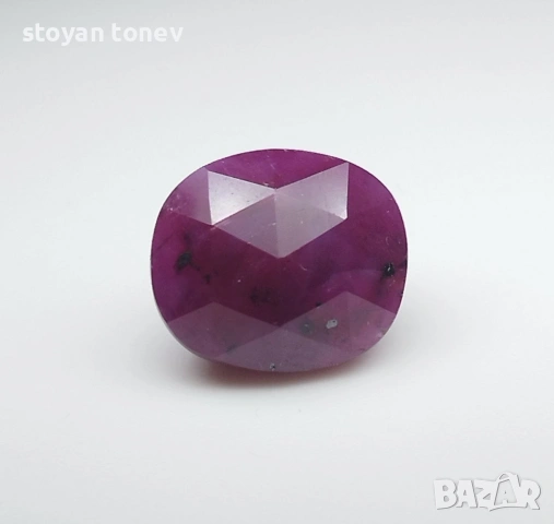 Голям ненагряван рубин 11.30кт.! Сертифициран! Нов!, снимка 11 - Други - 53383757