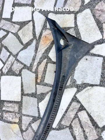 5P0853185C. Кора под чистачки за Сеат Алтеа XL. 2005-2014г, снимка 2 - Аксесоари и консумативи - 50412762