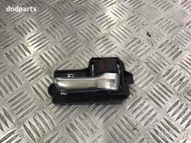 Предна дясна дръжка Toyota Avensis,2001г.