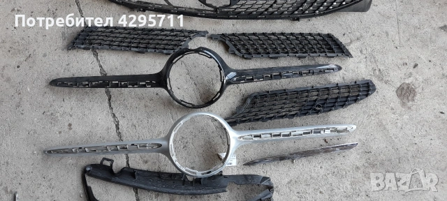 решетки в предна броня за мерцедес цла, снимка 3 - Части - 53402751