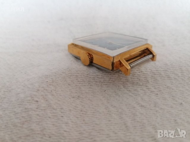 Колекционерски часовник СЛАВА КВАДРАТ AU 20 , снимка 4 - Колекции - 35528216