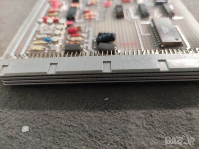 Продавам стара платка , снимка 4 - Друга електроника - 37037052