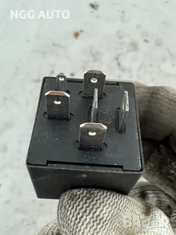 Реле 379, Siemens, 8L0 955 531, 8L0955531, 72WA014, VW Audi Seat Skoda, снимка 3 - Части - 50423654