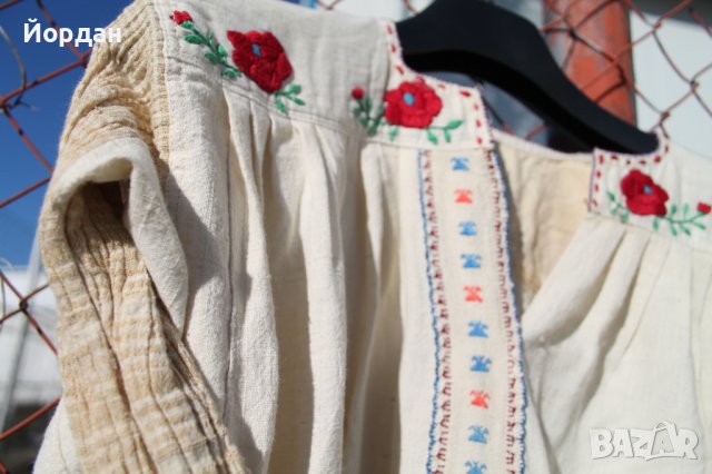 Дамска риза с бродерия, снимка 8 - Антикварни и старинни предмети - 39180144