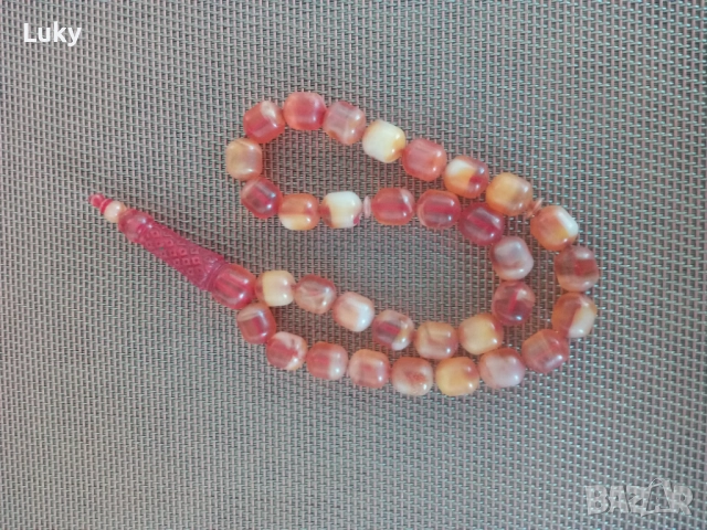 Красиво и стилно,колекционерско предложение.