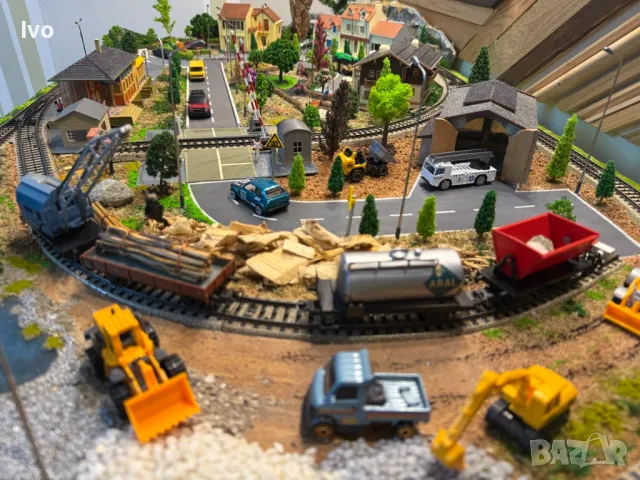 ел. влакче Marklin HO диорама ж.п. макет, снимка 4 - Влакчета, самолети, хеликоптери - 49577524