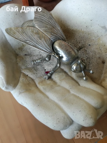 Пепелник Муха