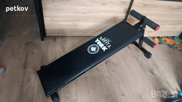 Лежанка за коремни преси York , снимка 2 - Фитнес уреди - 51553206