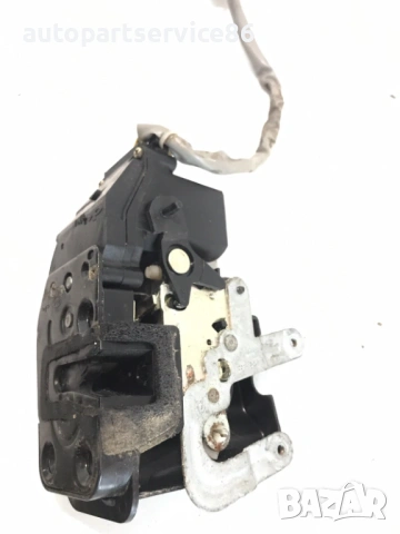 Механизъм на заключване на задна дясна врата за KIA Cerato 1.5 CRDi (2004), снимка 2 - Части - 53254980