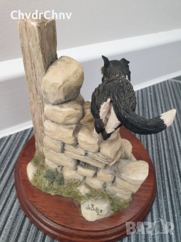 James Herriot статуетка резин 15см/шотландска фигура-композиция/куче на ограда, снимка 2 - Статуетки - 52973604