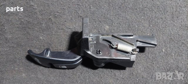 Лостчета Багажник и Врата Резервоар Лексус Ис200 - Ис300 N, снимка 3 - Части - 40087600