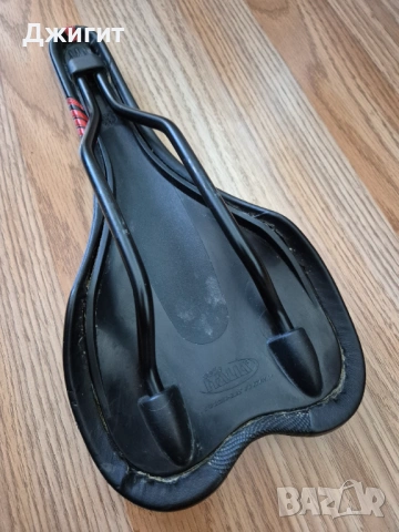 Selle Italia седалка за велосипед от естествена кожа , снимка 5 - Части за велосипеди - 53218489
