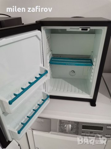 Хладилник минибар Electrolux амонячен, снимка 2 - Хладилници - 40770750