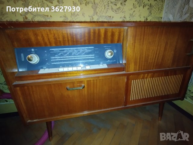 старинно радио с грамофон, снимка 1 - Антикварни и старинни предмети - 44053305