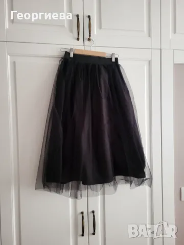 Черна пола с тюл