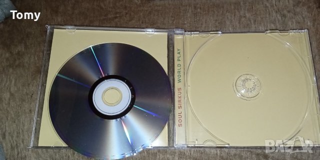 Продавам 2 оригинални диска, 1 руски лицензен, и 1 руски неофициален с книжка , снимка 8 - CD дискове - 43316217