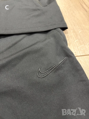 Оригинален Екип Nike Black Edition / рр. М / НОВ, снимка 3 - Спортни дрехи, екипи - 52596942