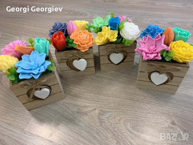 Подаръци от ароматен глицеринов сапун , снимка 10 - Изкуствени цветя - 39888710