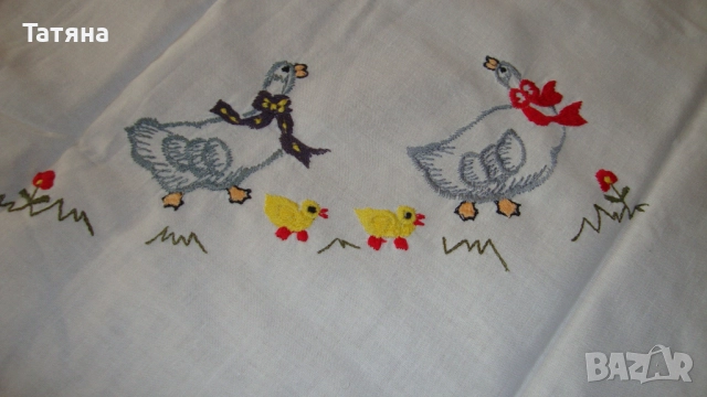 ПОКРИВКИ  за маса  --БРОДЕРИИ И АПЛИКАЦИИ, снимка 13 - Декорация за дома - 51709723