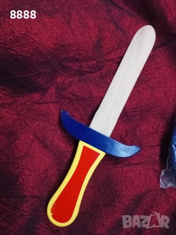 Дървен меч играчка, снимка 1