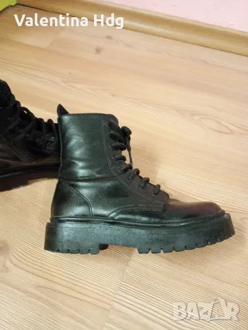 Кубинки на ZARA за момиче ,34 размер., снимка 3 - Детски комплекти - 49028927