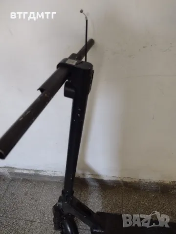 Тротинетка на части, снимка 6 - Части за велосипеди - 47812455