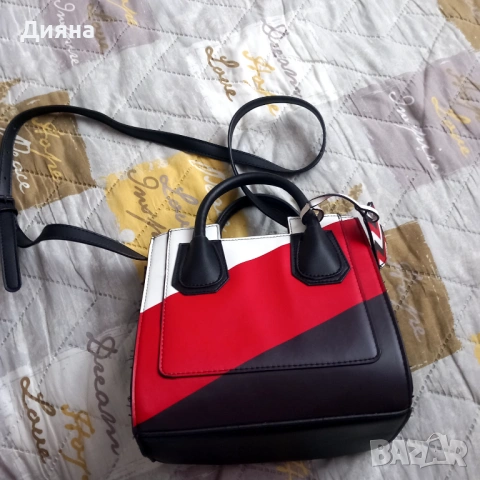 Нова дамска чанта, снимка 4 - Чанти - 53177084