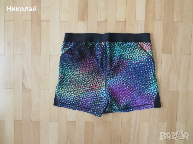Nike Pro Hypercool Kaleidoscope 3 Inch Shorts, снимка 5 - Къси панталони и бермуди - 37212273