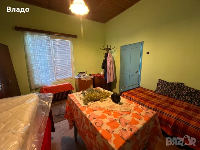 Къща с двор с.Оборище Панагюрище, снимка 3 - Къщи - 49740707