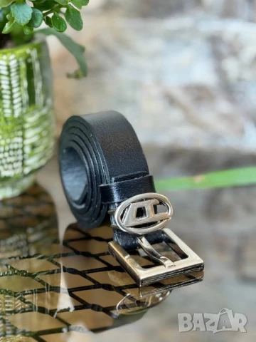 колани от естествена кожа в кутия diesel, снимка 3 - Колани - 50691223