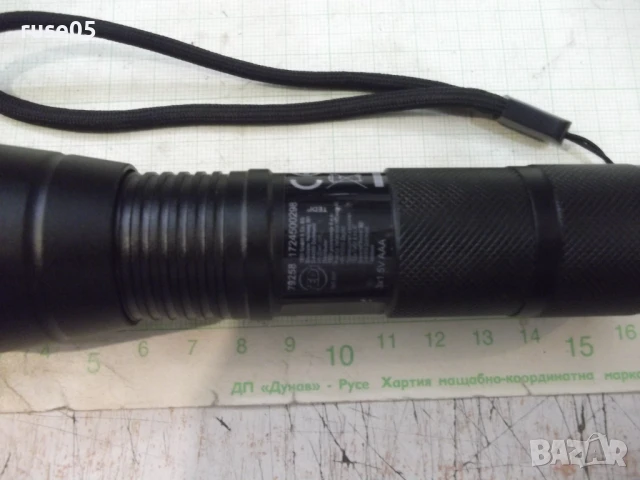 Фенер полицейски LED 3W, студено бял (6000K), с 3xAA батерии, снимка 2 - Прожектори - 50832497