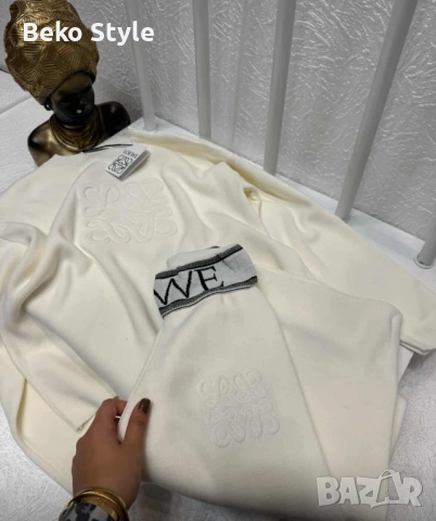 Дамски комплект Loewe машинно плътно плетиво, снимка 2 - Комплекти - 52218620