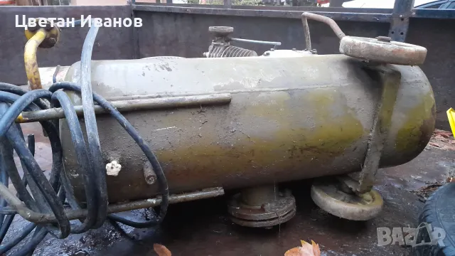 УК - 25 Български Компресор , снимка 2 - Други машини и части - 47984606