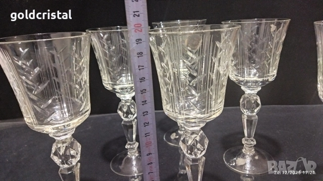 Кристални чаши за вино , снимка 2 - Антикварни и старинни предмети - 35041751