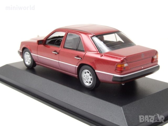 Mercedes-Benz 230E W124 от 1991 - мащаб 1:43 на Maxichanps моделът е нов в PVC дисплей-кейс, снимка 6 - Колекции - 43516230