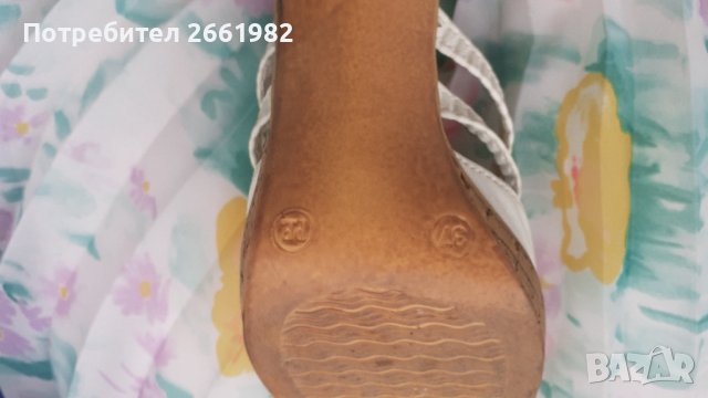 Разкошни български бели обувки на ток с каишка, снимка 2 - Дамски обувки на ток - 37053425
