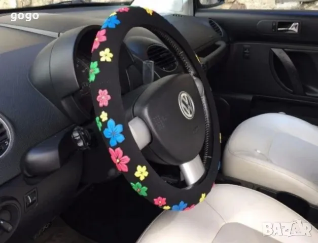 Дамски калъф за волан – Черно кадифе с апликации цветя, снимка 2 - Други стоки за дома - 48996143